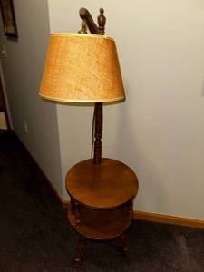lot 182 image: Vintage Wooden Floor Lamp with Built-In Side Table