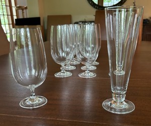 lot 279 image: Set of 10 Assorted Footed Beer Drinking Glasses