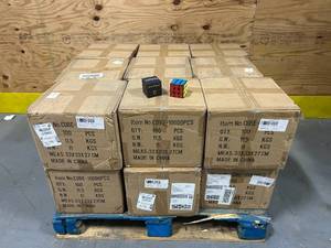 lot 13 image: Speed Ripper Lot of 18 Cases of Cubes (100 per case)