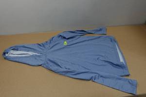 lot 107 image: Blackfish Guide Youth UPF Long Sleeve - Large