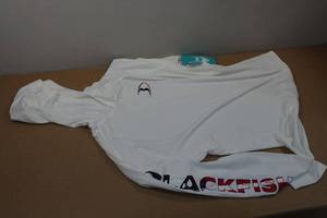 lot 112 image: Blackfish Swift Womens Hoodie - Medium