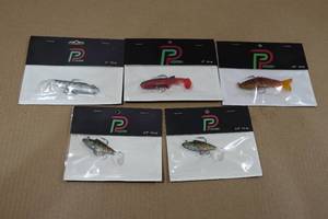 lot 117 image: 5 Phenom Fishing Lures