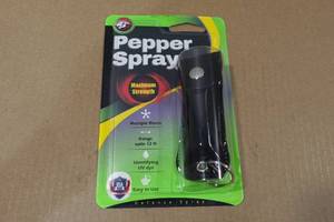 lot 120 image: Pepper Spray Keychain