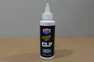 lot 122 image: Lucas Oil Extreme Duty CLP