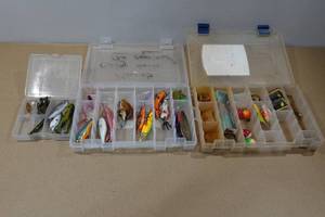 lot 123 image: Assorted Fishing Tackle