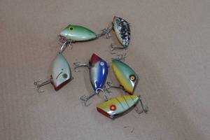 lot 127 image: 6 Pico Perch Fishing Lures
