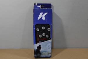 lot 128 image: Korkers Interchangeable Sole System Triple Threat Hex Disc - Size 11
