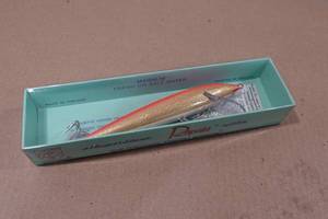 lot 144 image: Vintage Rapala Floating 7 Lure with Original Box
