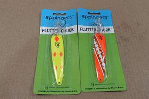 lot 151 image: 2 Vintage Eppingers Flutter Chuck Lures