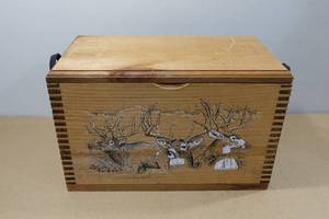 lot 167 image: Wooden AmmoStorage Box