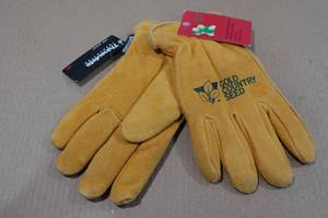 lot 178 image: Yellow Deer Split Gloves -Medium