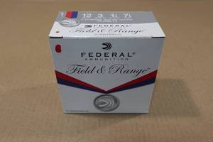 lot 208 image: 25 Federal Field & Range 12 Gauge 2-34 7-12 Shot Shotshells