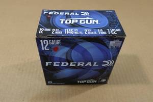 lot 211 image: 25 Federal Top Gun 12 Gauge 2-34 7-12 Shot Shotshells