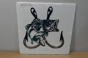 lot 53B image: Metal Wall Dcor - Fish & Hooks