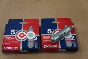lot 17 image: Crosman CO2 Cartridges