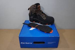 lot 56 image: Korkers Buckskin Mens Wading Boots - Size 8
