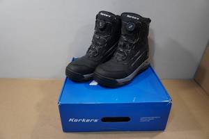 lot 57 image: Korkers Snowmagedon Mens Winter Boots - Size 11