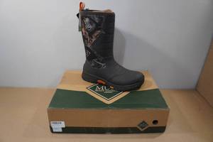 lot 86 image: Muck Boots Mens Apex Pro Arctic Grip Boots - Size 13