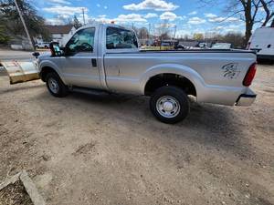 2013 Ford F250 4x4 - Regular Cab w/ plow
