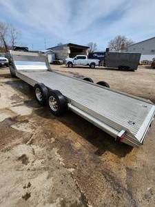 lot 6 image: 2012 Featherlite Aluminum Car Hauler - 20