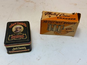 lot 33 image: Vintage Jack Daniels Playing Cards & Coin Changer