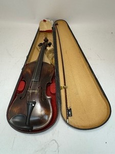 lot 59 image: 18th Century Jacob Steiner Violin