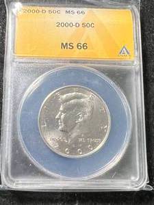lot 14 image: 2000-D US KENNEDY HALF DOLLAR ANACS MS66
