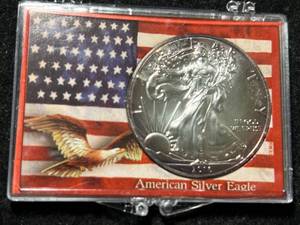 lot 54 image: 2016 AMERICAN SILVER EAGLE 1 TROY OZ .999 FINE SILVER IN CASE