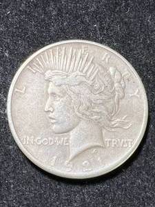 lot 79 image: 1921 US PEACE SILVER DOLLAR