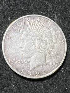 lot 83 image: 1922-D US PEACE SILVER DOLLAR