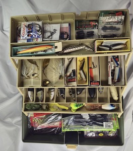Plano 6300 Green 3 tray tackle box full with new & used tackle!