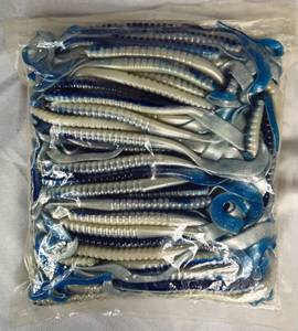 lot 40 image: 100 Approx. 10 Berkley Power Worms Blue Shad