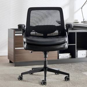 lot 25 image: Beryth Big and Tall Heavy Duty Ergonomic Desk Chair