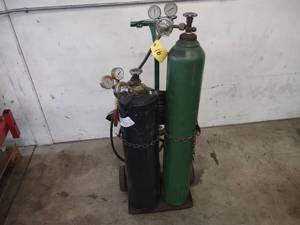lot 16 image: Harris OxyAcetylene Torch Set, Inc...
