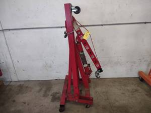 lot 17 image: Torin Big Red 2 Ton Folding Cherry ...