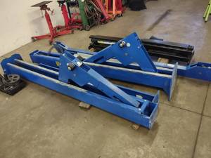 lot 5 image: Rotary 14000 lb. 4 Post Automotive ...