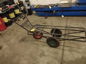 lot 52 image: Cart, 62x21...