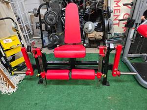 lot 23 image: Legend Fitness Leg Curl and leg Extension Combo(New and Assemble)