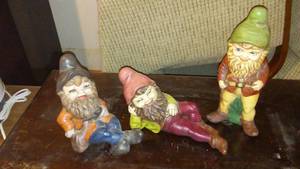 lot 569 image: Vintage Ceramic Gnomes (3).
