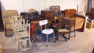 lot 575 image: Large Lot Of Furniture.