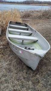 lot 814 image: 12 ft. Sears Rowboat.
