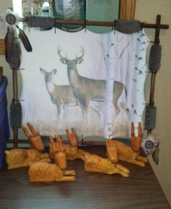lot 925 image: Deer on Stretched canvas and Figurines (5)