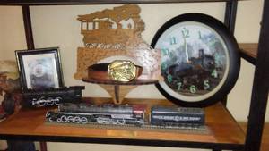 lot 948 image: Train Collector Dcor.