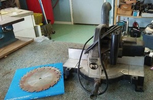 lot 994 image: Sears Craftsman Miter Saw