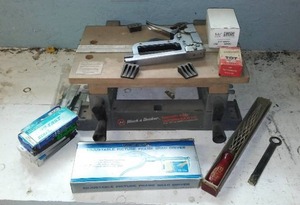 lot 952 image: Black and Decker Bench Top Workmate.