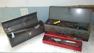 lot 953 image: Metal Toolboxes (2) with contents