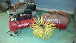 lot 956 image: Craftsman Air Compressor with Airworks Portable Air tank.
