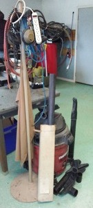lot 996 image: Craftsman Shop Vac And Assorted Electrical Cords.