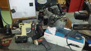 lot 983 image: Assorted Power Hand Tools Bosch, Craftsman Porter Cable