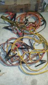 lot 673 image: Jumper Cables (4)